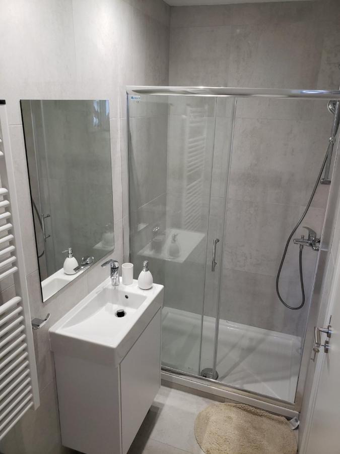 Modern & Cozy Studio W/ Backyard Near City Center Лимасол Экстерьер фото